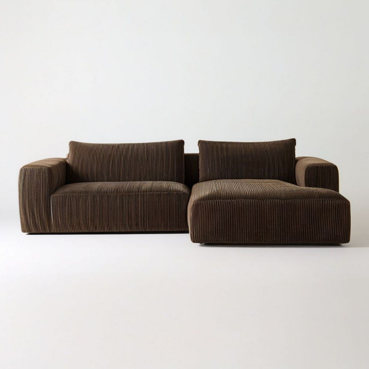Modulares 3-Sitzer-Ecksofa mit rechtsseitiger Chaiselongue aus Cord, Dunkelbraun, 270 x 170 x 78 cm